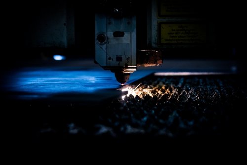 Plasma cutting